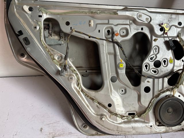 bontott HONDA CIVIC VII Bal hátsó Ajtó (Üres lemez)