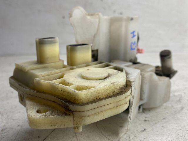 bontott HONDA CIVIC VII Bal hátsó Ajtózár