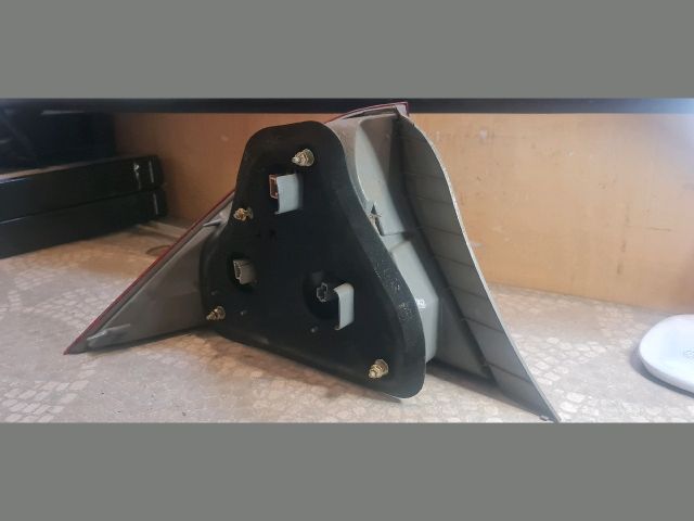 bontott HONDA CIVIC VII Bal Hátsó Lámpa