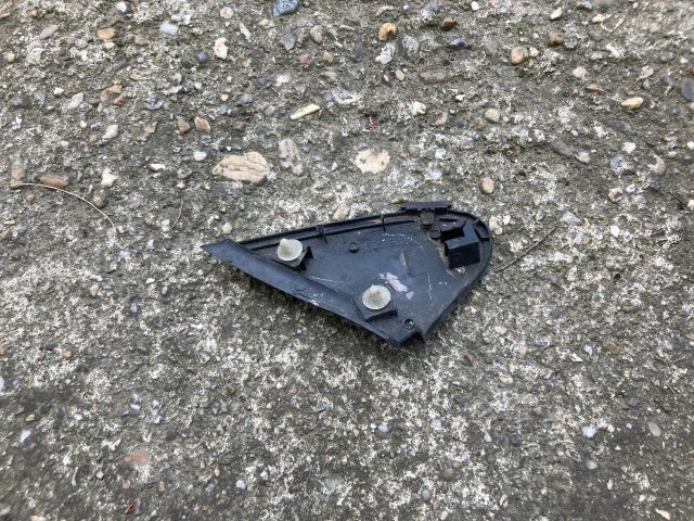 bontott HONDA CIVIC VII Bal Visszapillantó Tükör Előtti Burkolat