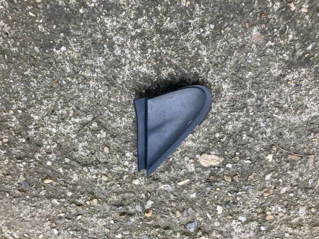 bontott HONDA CIVIC VII Bal Visszapillantó Tükör Előtti Burkolat