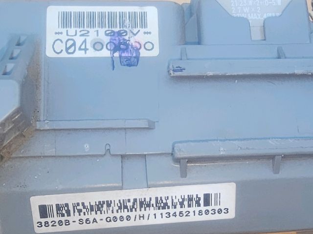 bontott HONDA CIVIC VII Biztosítéktábla Utastér