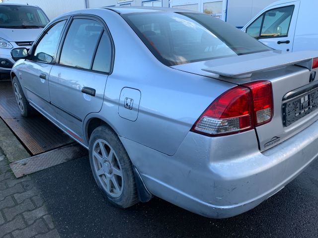 bontott HONDA CIVIC VII Csomagtérajtó (Részeivel)