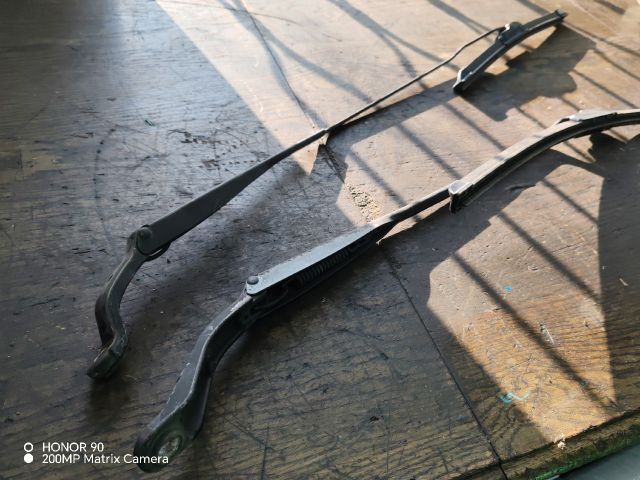 bontott HONDA CIVIC VII Első Ablaktörlő Kar