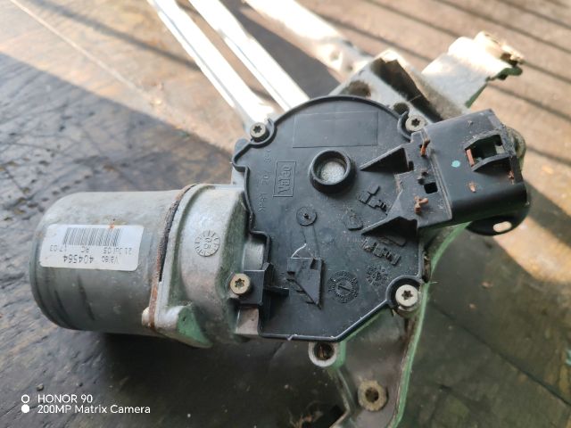 bontott HONDA CIVIC VII Első Ablaktörlő Szerkezet Motorral