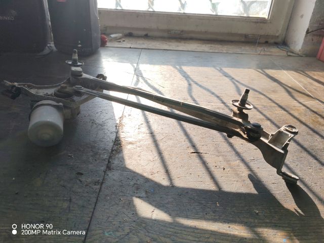 bontott HONDA CIVIC VII Első Ablaktörlő Szerkezet Motorral