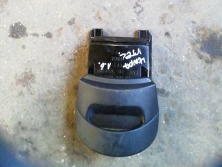 bontott HONDA CIVIC VII Első Hamutartó