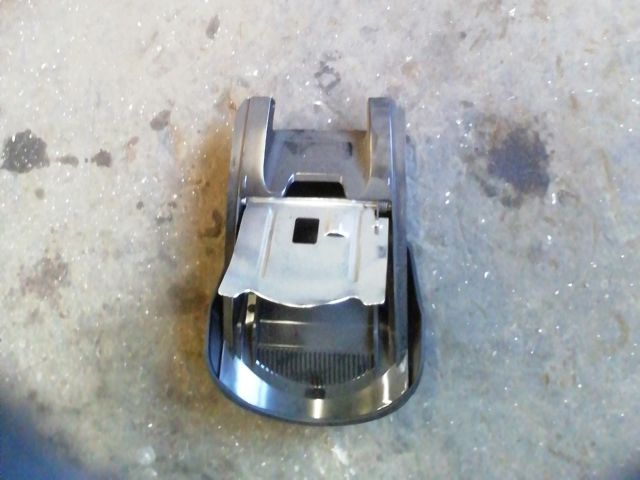 bontott HONDA CIVIC VII Első Hamutartó