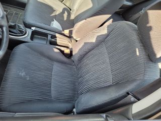 bontott HONDA CIVIC VII Első Hamutartó