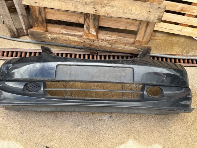 bontott HONDA CIVIC VII Első Lökhárító (Részeivel)