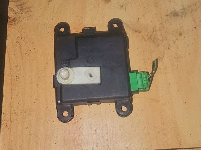 bontott HONDA CIVIC VII Fűtés Állító Motor