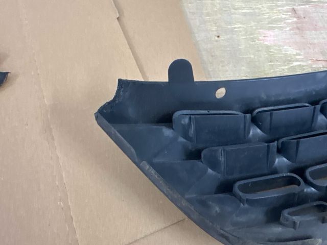 bontott HONDA CIVIC VII Hűtőrács