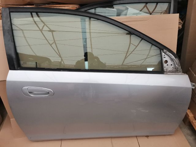 bontott HONDA CIVIC VII Jobb első Ajtó (Részeivel)
