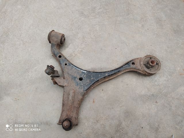 bontott HONDA CIVIC VII Jobb első Alsó Lengőkar