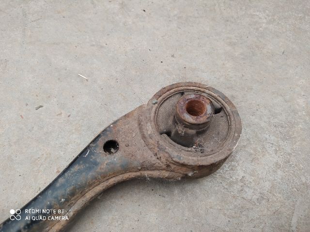 bontott HONDA CIVIC VII Jobb első Alsó Lengőkar