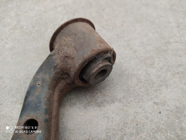 bontott HONDA CIVIC VII Jobb első Alsó Lengőkar