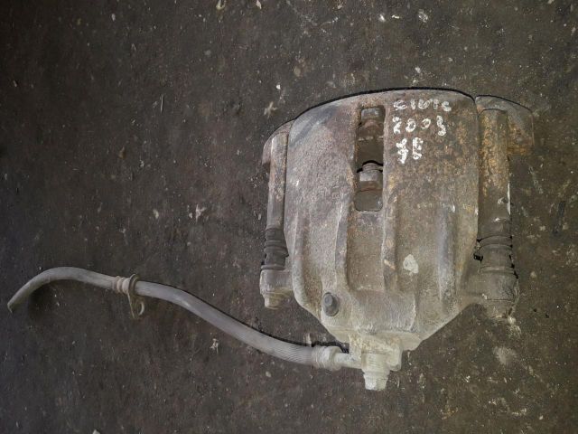 bontott HONDA CIVIC VII Jobb első Féknyereg Munkahengerrel