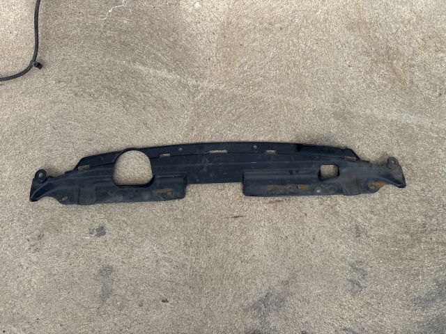 bontott HONDA CIVIC VII Jobb első Oldal Lökhárító Tartó (Műanyag)