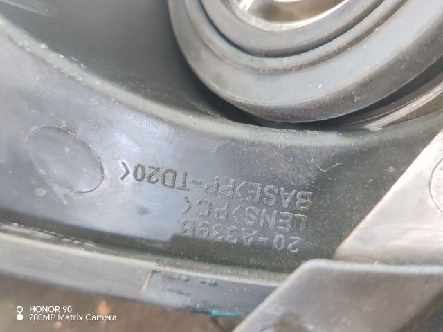 bontott HONDA CIVIC VII Jobb Fényszóró