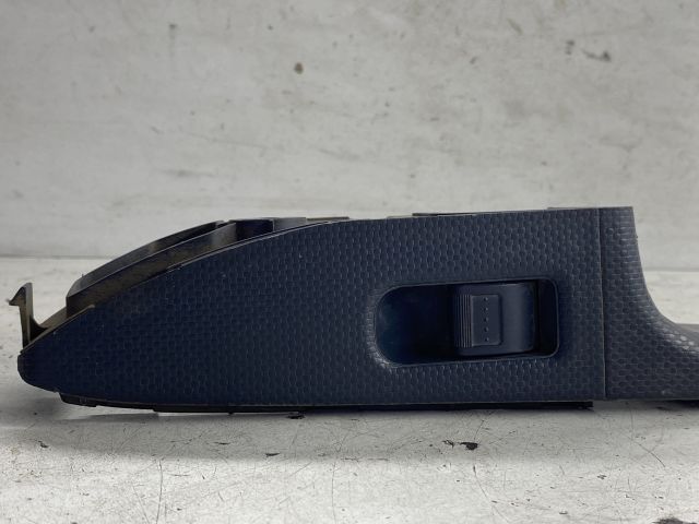 bontott HONDA CIVIC VII Jobb hátsó Ablakemelő Kapcsoló