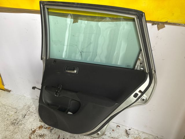 bontott HONDA CIVIC VII Jobb hátsó Ajtó (Részeivel)