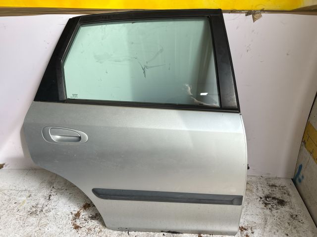 bontott HONDA CIVIC VII Jobb hátsó Ajtó (Részeivel)