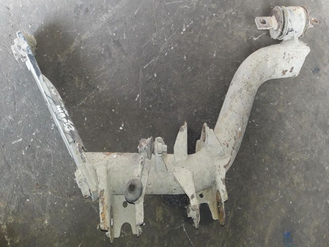 bontott HONDA CIVIC VII Jobb hátsó Keresztlengőkar