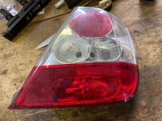 bontott HONDA CIVIC VII Jobb Hátsó Lámpa