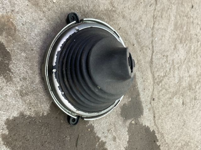 bontott HONDA CIVIC VII Váltószoknya