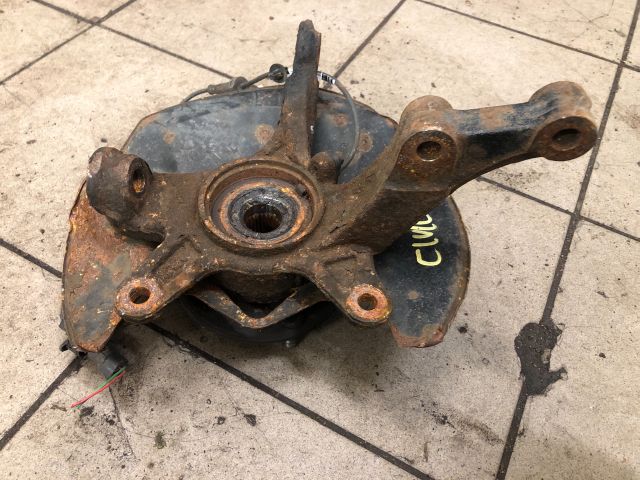 bontott HONDA CIVIC VIII Bal első Csonkállvány Kerékaggyal