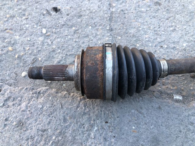 bontott HONDA CIVIC VIII Bal Féltengely