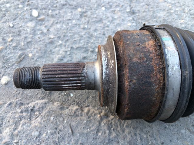 bontott HONDA CIVIC VIII Bal Féltengely