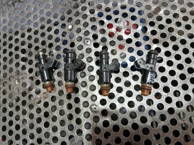 bontott HONDA CIVIC VIII Porlasztó (1 db)