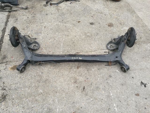 bontott HONDA CIVIC VIII Hátsó Híd (Tárcsafékes)