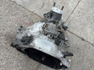 bontott HONDA CIVIC VIII Váltó (Mechanikus)