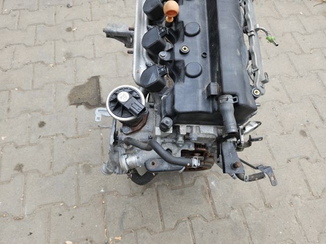 bontott HONDA CIVIC VIII Motor (Fűzött blokk hengerfejjel)