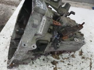 bontott HONDA CIVIC VIII Váltó (Mechanikus)