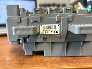 bontott HONDA CIVIC VIII Biztosítéktábla Motortér