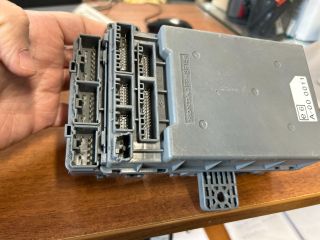 bontott HONDA CIVIC VIII Biztosítéktábla Motortér