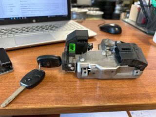 bontott HONDA CIVIC VIII Gyújtáskapcsoló Házzal