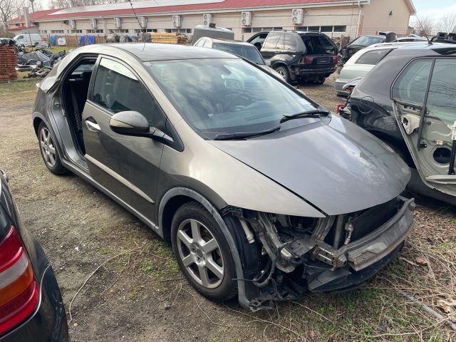 bontott HONDA CIVIC VIII Jobb első Féknyereg Munkahengerrel