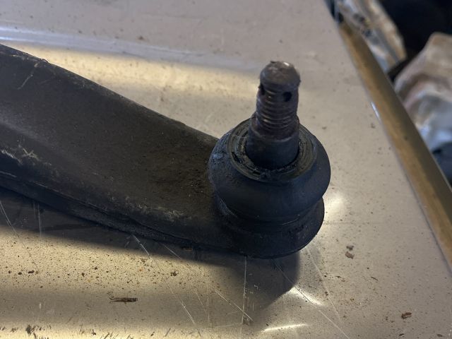 bontott HONDA CIVIC VIII Jobb első Lengőkar