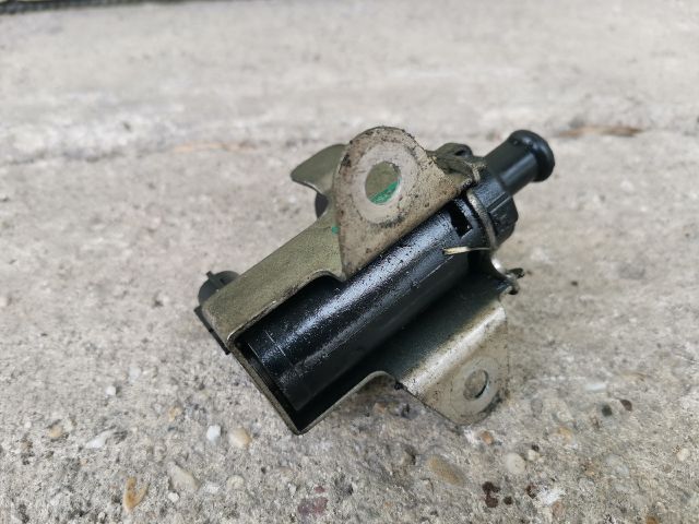 bontott HONDA CIVIC VIII Lefújószelep