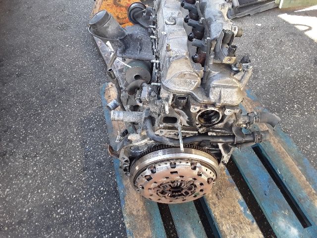 bontott HONDA CIVIC VIII Motor (Fűzött blokk hengerfejjel)