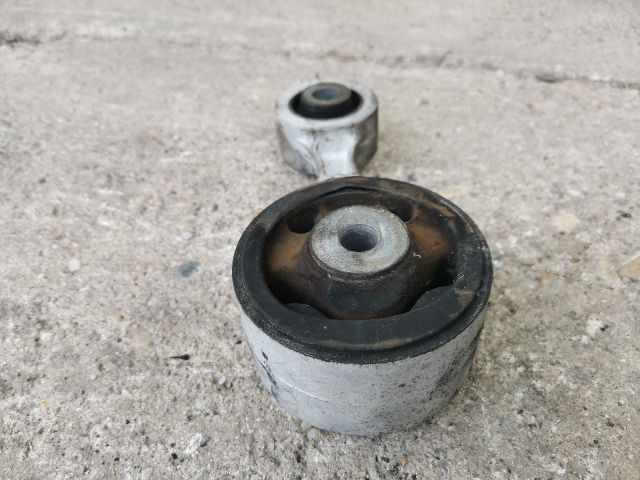 bontott HONDA CIVIC VIII Motor Tartó Bak (Fém)