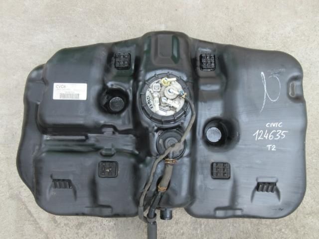 bontott HONDA CIVIC VIII Tank