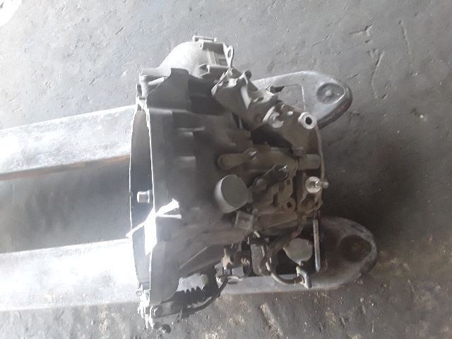 bontott HONDA CIVIC VIII Váltó (Mechanikus)