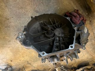 bontott HONDA CIVIC VIII Váltó (Mechanikus)