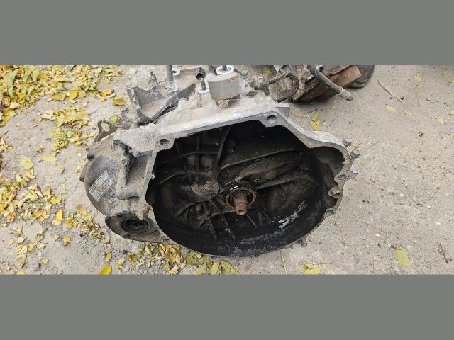 bontott HONDA CIVIC VIII Váltó (Mechanikus)