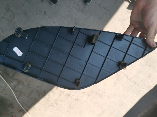 bontott HONDA CIVIC VIII Alsó Műszerfal Burkolat